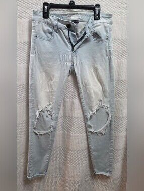 American Eagle Super Stretch distressed skinny jeans